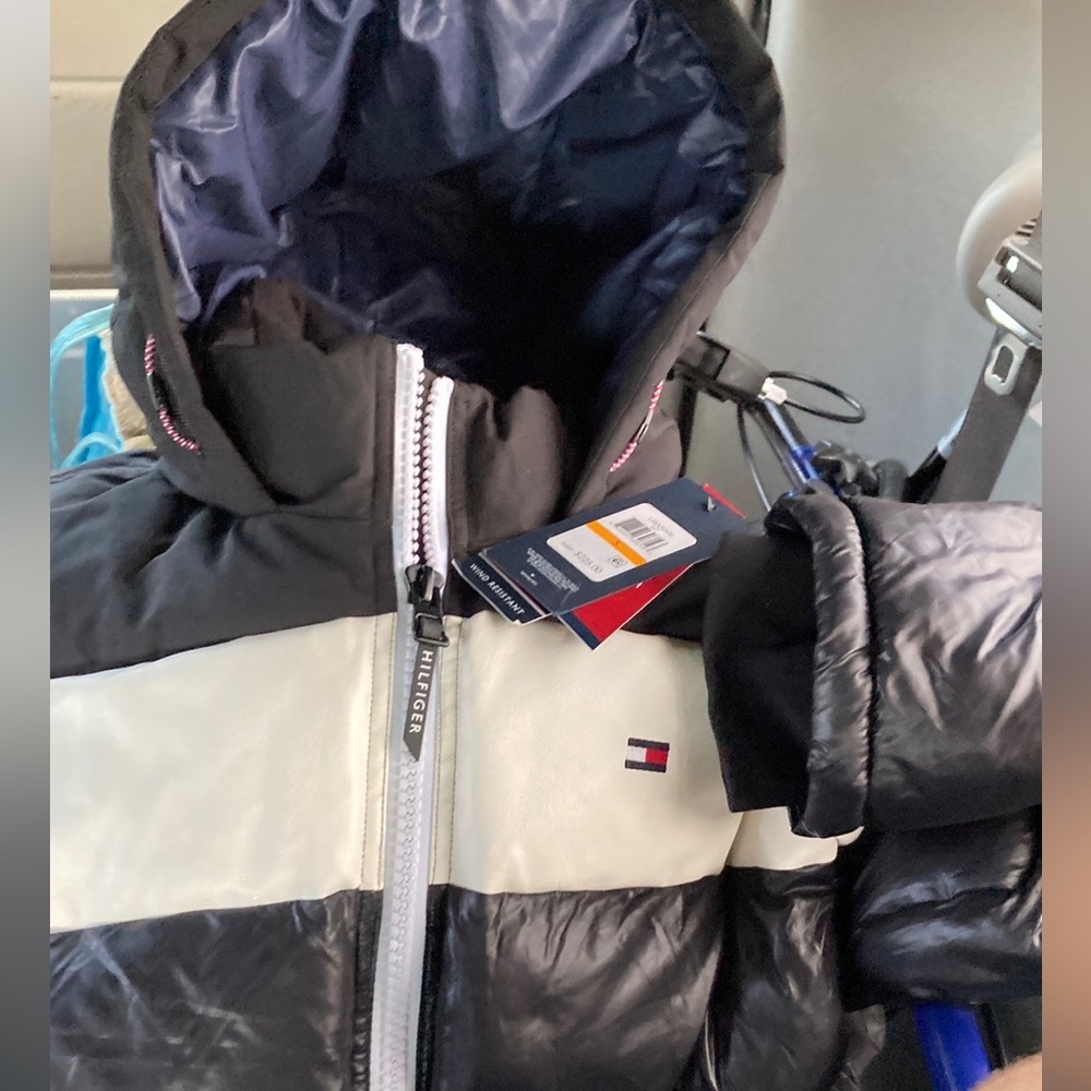 New with tags Tommy hillfiger coat